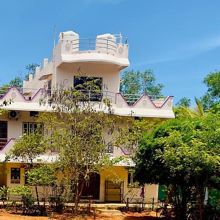 Lotus Garden Guest House Auroville Luaran gambar